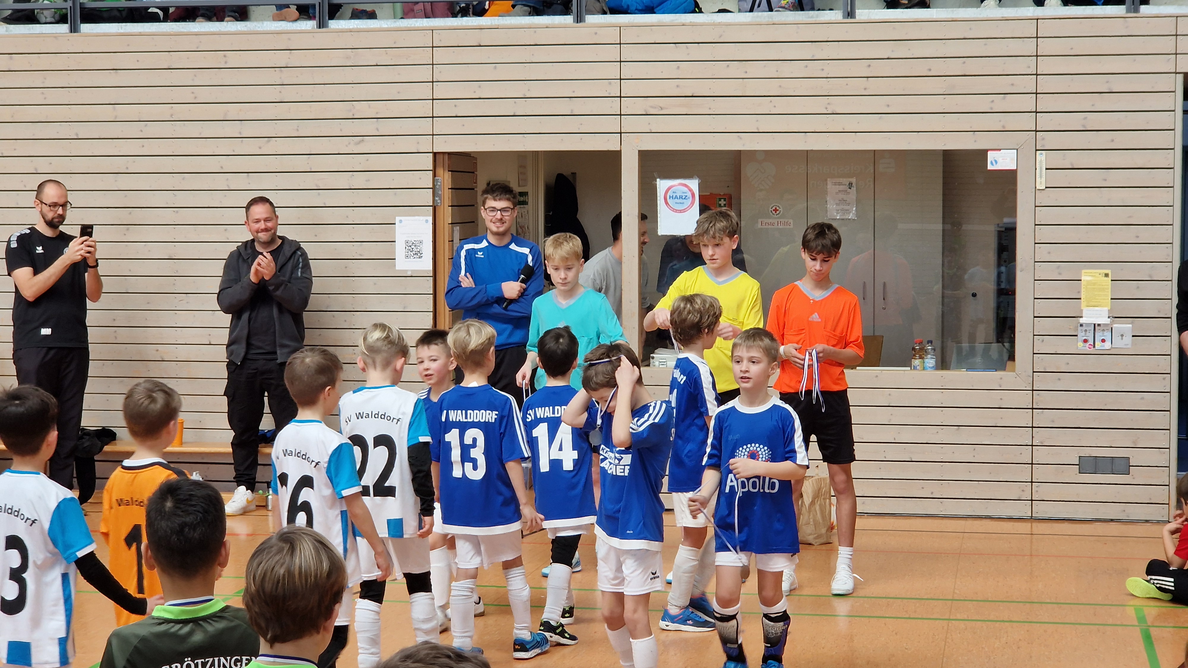 Unsere SVW Kicker bei der Siegerehrung...