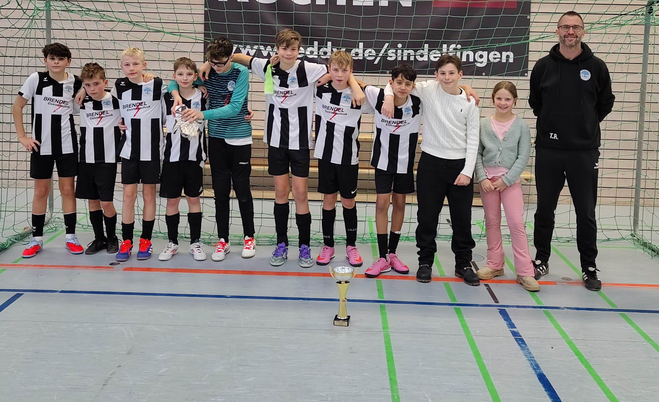 Die D1 kann sich trotz Finalniederlage auch langsam wieder freuen...